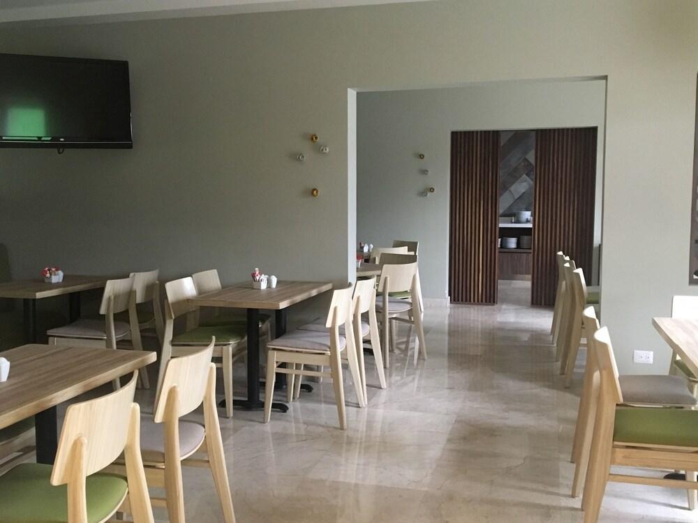 Wyndham Garden Monterrey Valle Real Экстерьер фото