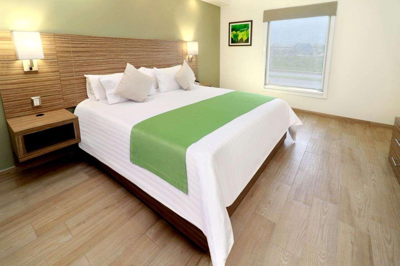 Wyndham Garden Monterrey Valle Real Экстерьер фото