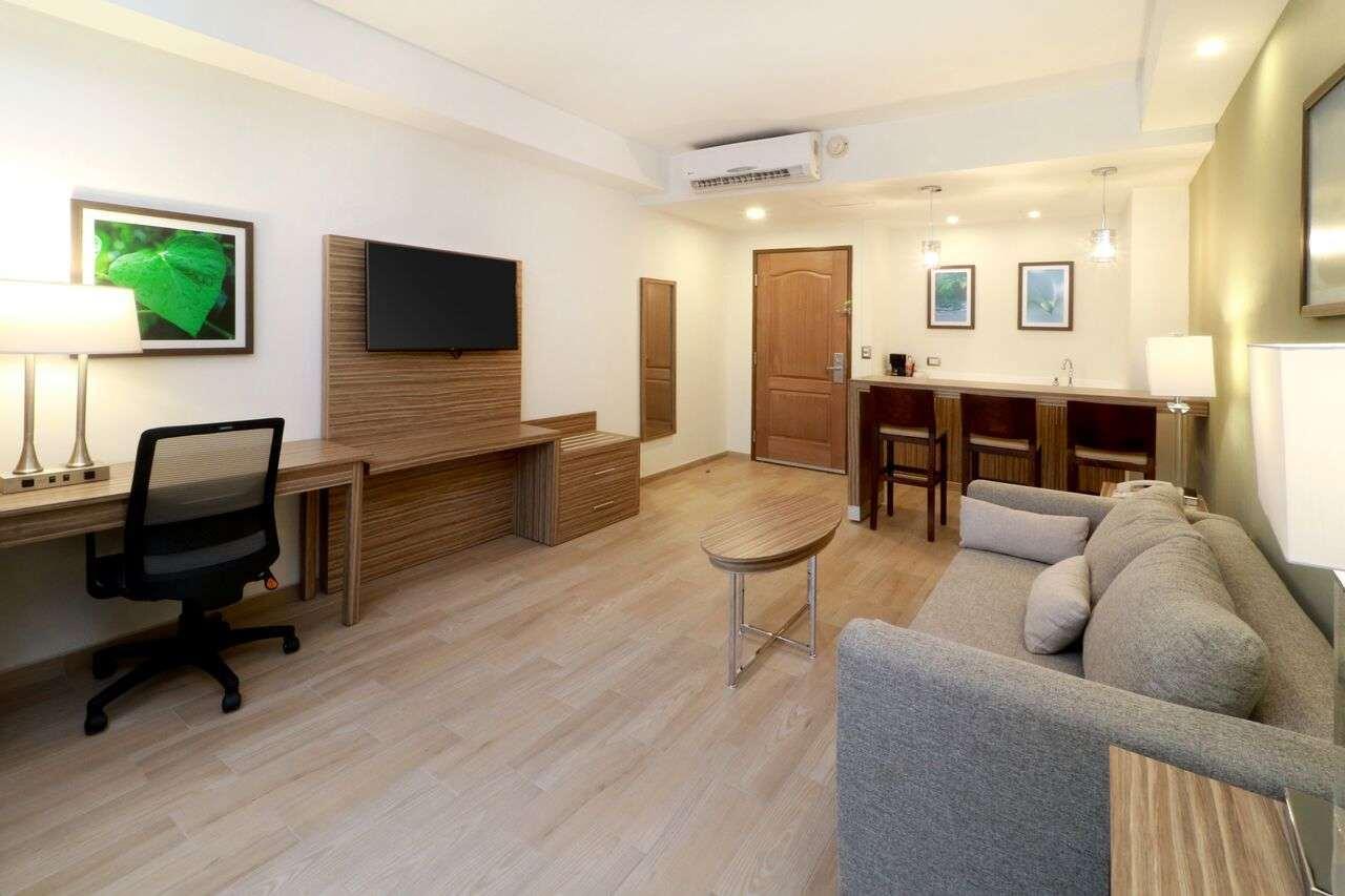 Wyndham Garden Monterrey Valle Real Экстерьер фото