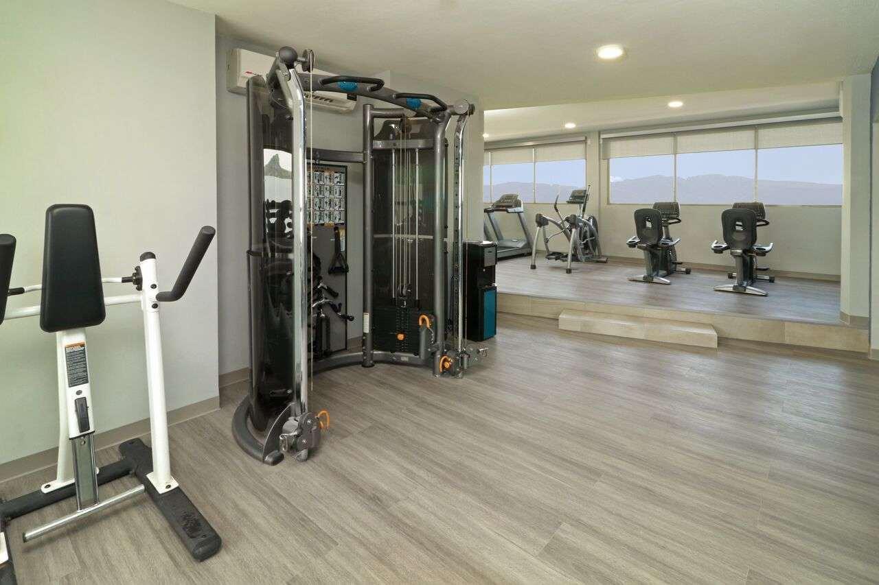 Wyndham Garden Monterrey Valle Real Экстерьер фото