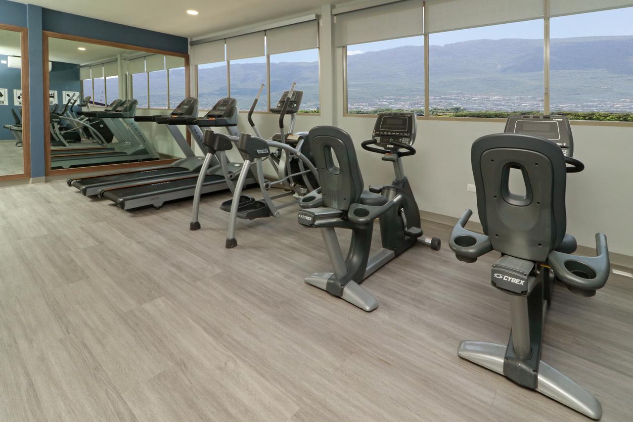 Wyndham Garden Monterrey Valle Real Экстерьер фото