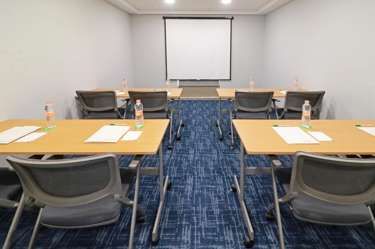 Wyndham Garden Monterrey Valle Real Экстерьер фото